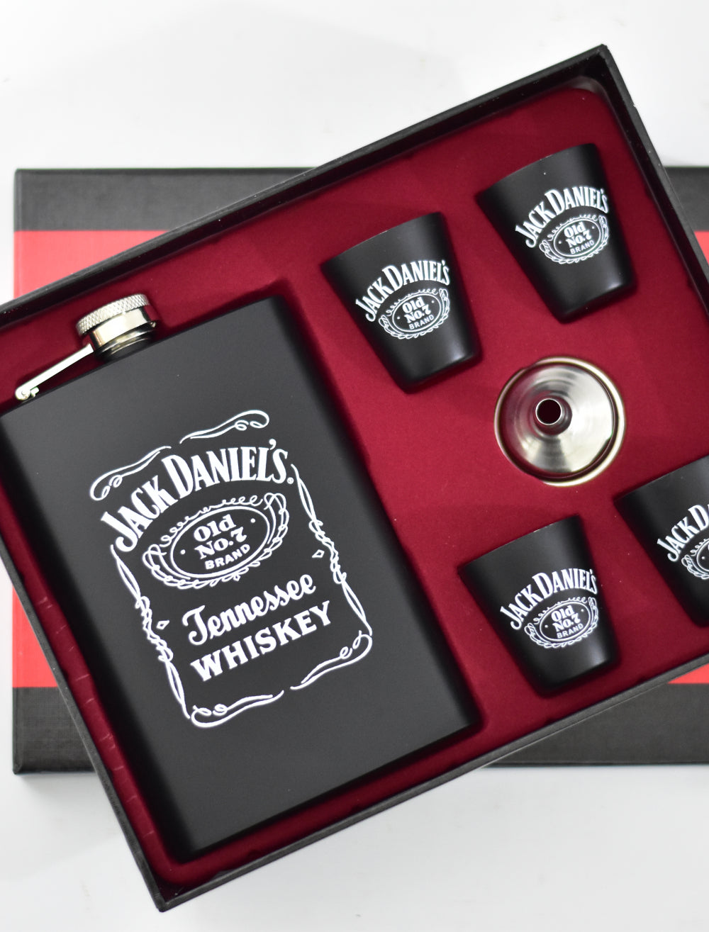 Licorera Jack Daniels + 4 Copas + Embudo OBSEQUIO: Caja de regalo