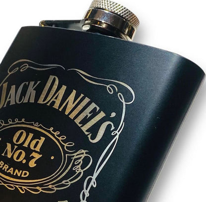 Licorera Jack Daniels + 4 Copas + Embudo OBSEQUIO: Caja de regalo